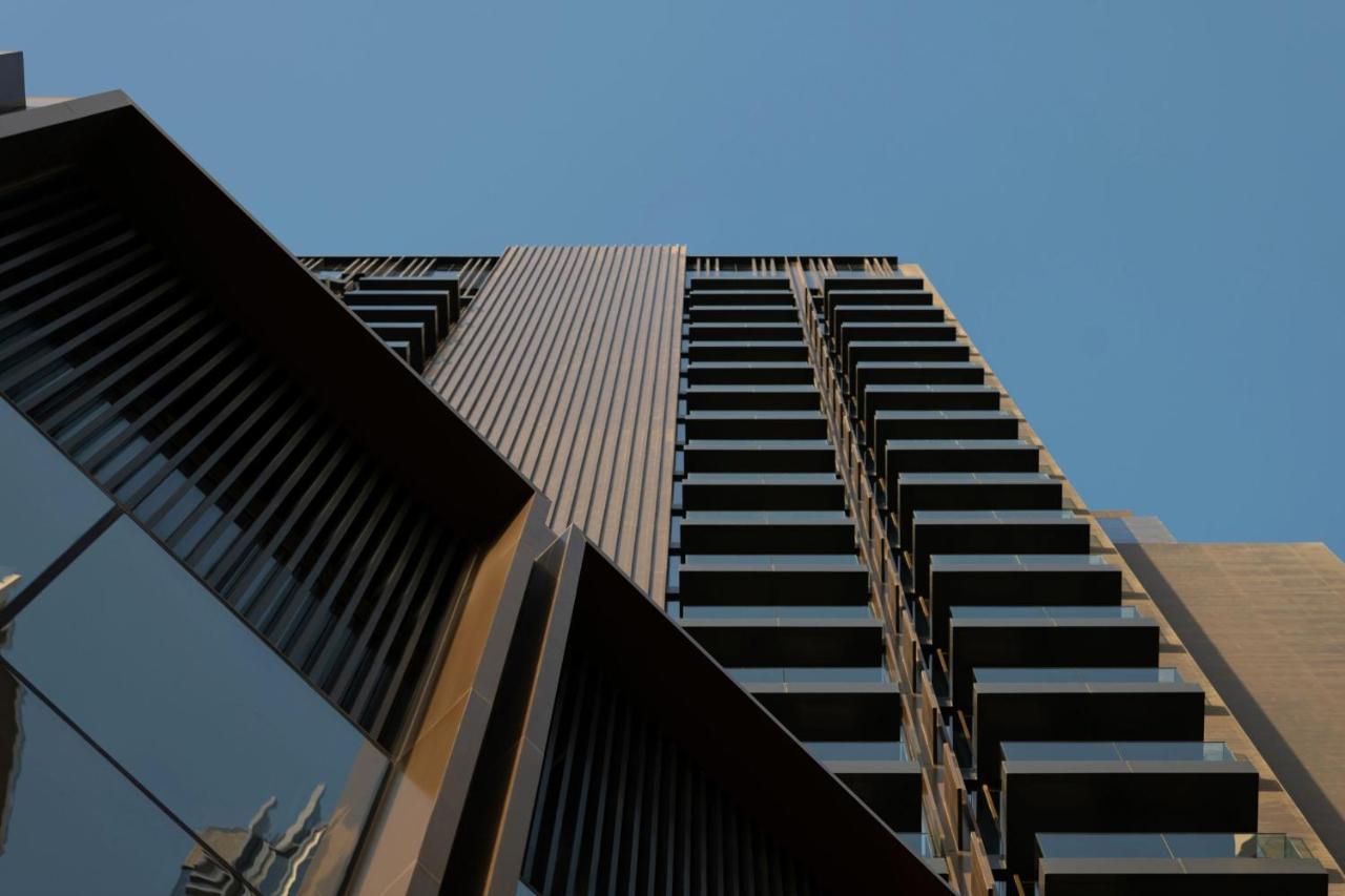 The Dubai Edition Екстер'єр фото The building's facade