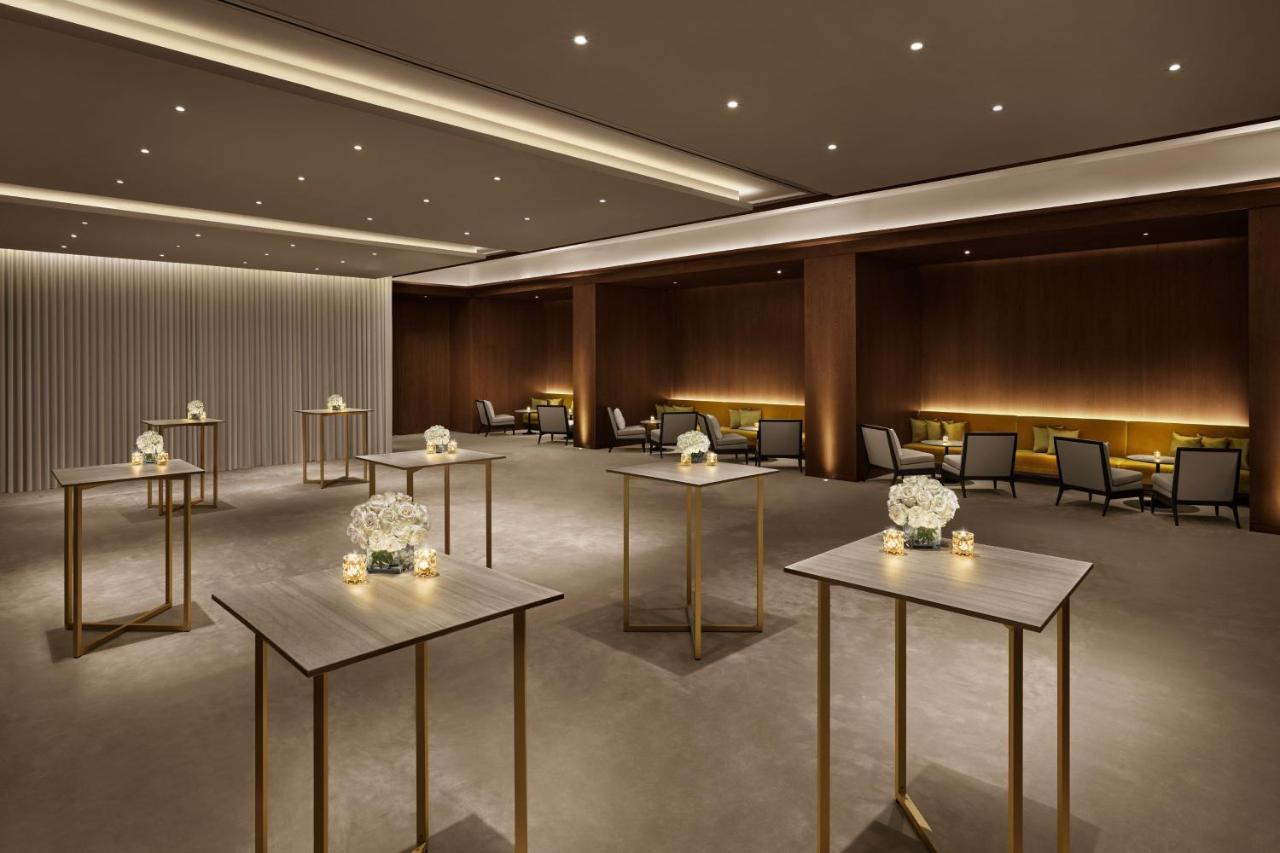 The Dubai Edition Екстер'єр фото The Club at LSE
