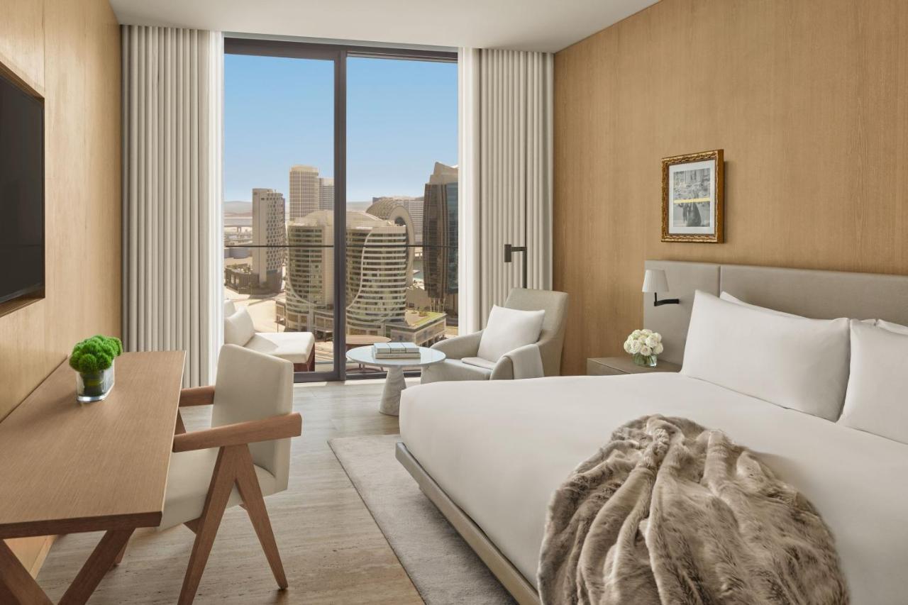 The Dubai Edition Екстер'єр фото A guest room at the Four Seasons