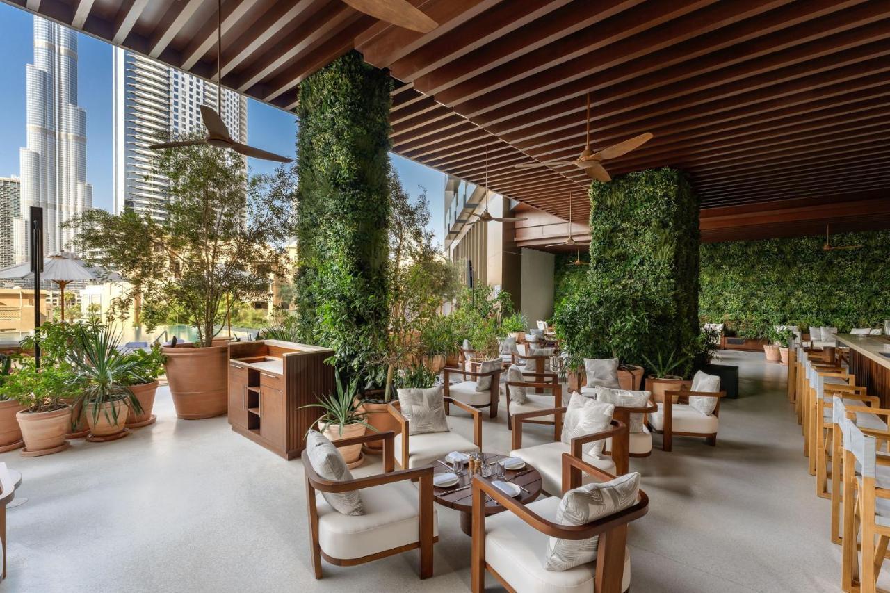 The Dubai Edition Екстер'єр фото The Terrace at the Four Seasons Hotel